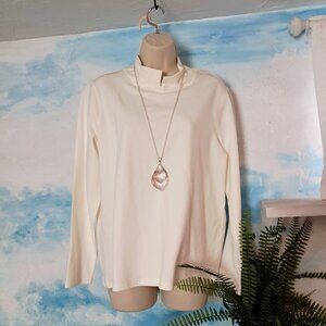 Renuar size L bright white silky warm top, NEW WITH TAGS